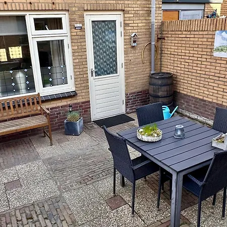 Beach-house27 Vakantiehuis